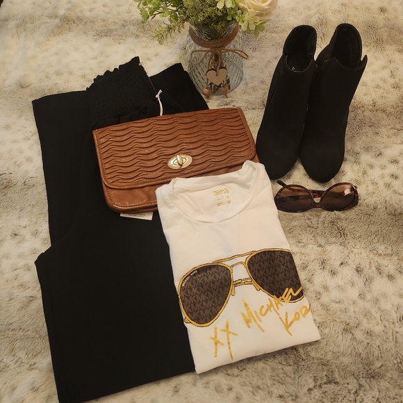 BBJ Black High Rise Wide Leg Soft Knit Crepe with 4-Way Stretch Size S - Picture 9 of 9